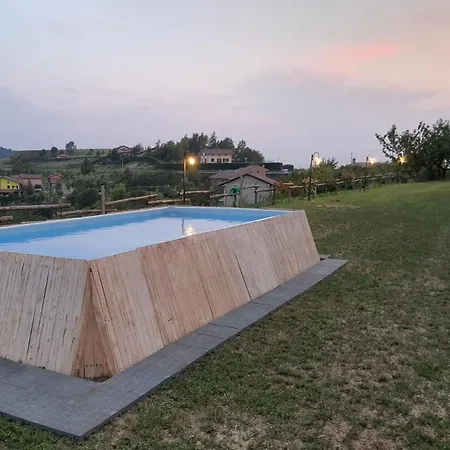 Oda ve Kahvaltı Cascina Brichat Alta Langa Serravalle delle Langhe