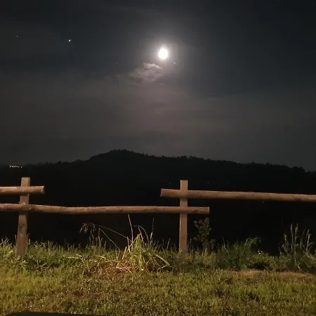 Cascina Brichat Alta Langa Oda ve Kahvaltı Serravalle delle Langhe