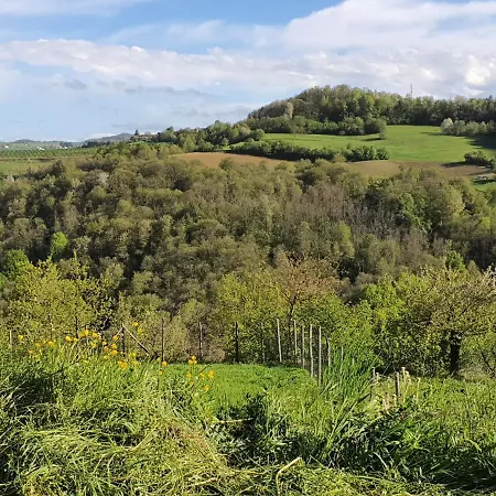 Cascina Brichat Alta Langa Oda ve Kahvaltı *