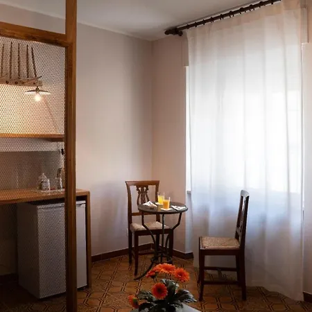 Oda ve Kahvaltı Cascina Brichat Alta Langa